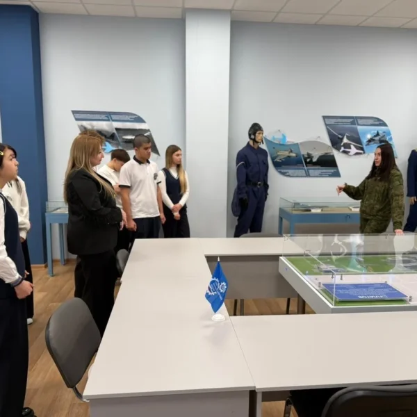 Школа №114 приняла участие в проекте “СВОи: разговоры с героями” (6)