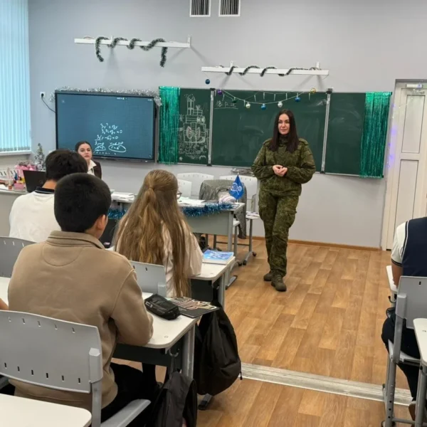 Школа №114 приняла участие в проекте “СВОи: разговоры с героями” (11)