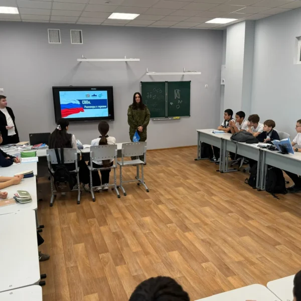 Школа №114 приняла участие в проекте “СВОи: разговоры с героями” (3)