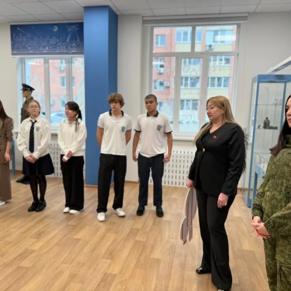 Школа №114 приняла участие в проекте “СВОи: разговоры с героями” (5)
