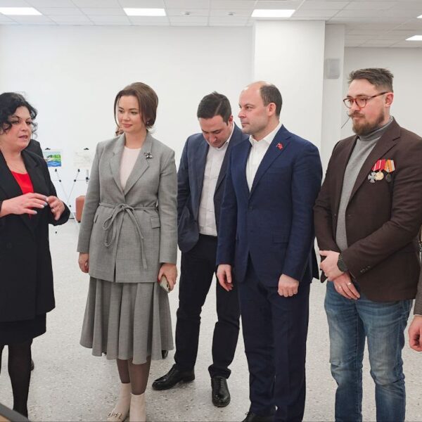 В Ростове наградили победителей конкурса рисунков «Продукция машиностроения»