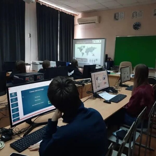 Мероприятие посвященное вопросам добровольного донорства крови костного мозга для студентов  группы N12 по профессии «Контролер качества в машиностроении»
