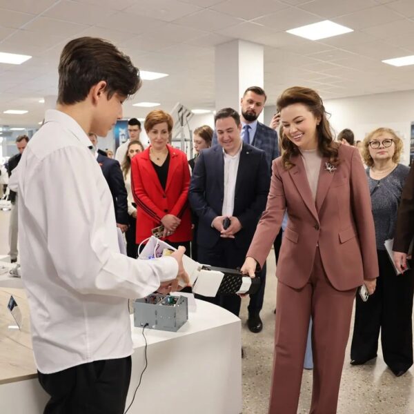 Городская выставка-конкурс инновационных проектов в области робототехники и интеллектуальных систем «РОБОТЕХ: Синтез технологий и суверенитета»