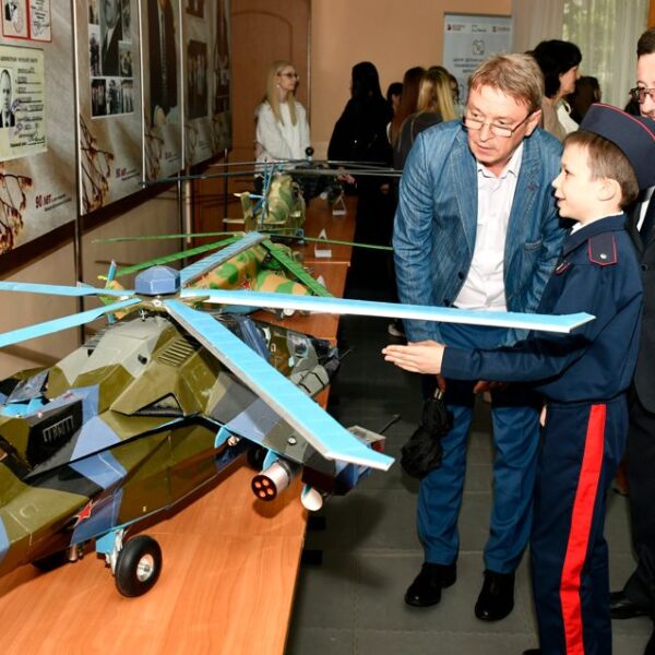 Награждены победители конкурса авиамоделей