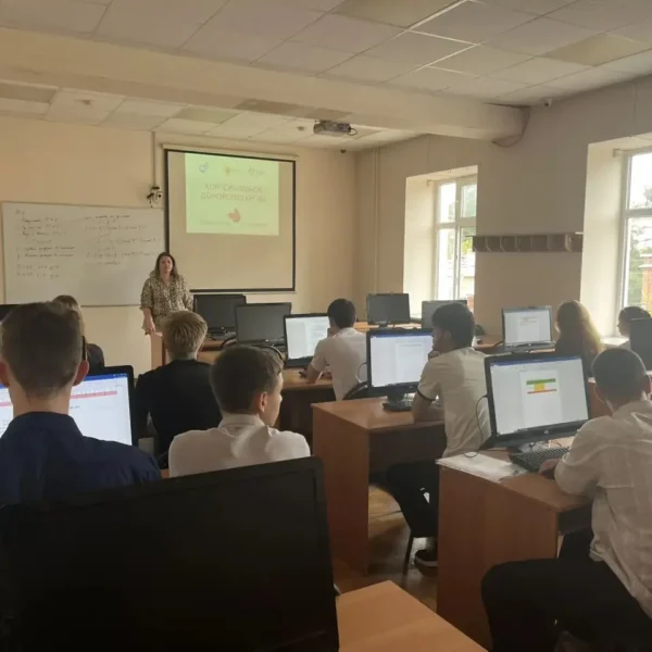 В ЮРГПУ (НПИ) представители Ростовского отделения СоюзМаш прошли лекции для студентов о донорстве крови и костного мозга