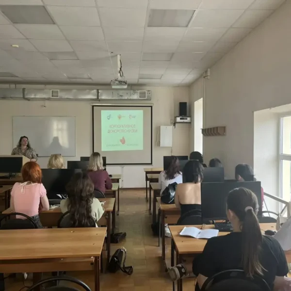 В ЮРГПУ (НПИ) представители Ростовского отделения СоюзМаш прошли лекции для студентов о донорстве крови и костного мозга
