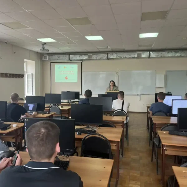 В ЮРГПУ (НПИ) представители Ростовского отделения СоюзМаш прошли лекции для студентов о донорстве крови и костного мозга