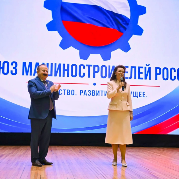 Торжественное посвящение в машиностроители прошло в гимназии ДГТУ