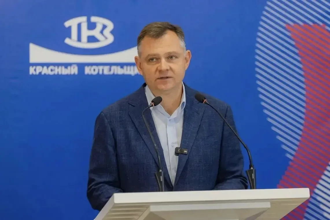 Губернатор Донского края, вице-президент СоюзМаш России Юрий Слюсарь вручил награды сотрудникам «Красного котельщика» в преддверии 130-летия завода