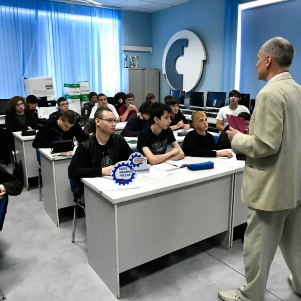 Представители «Роствертола» провели профориентационную встречу в авиационно-технологическом колледже