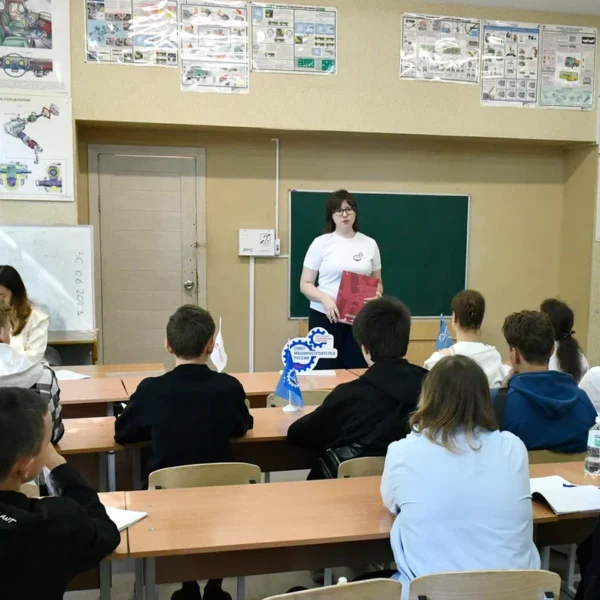 Представители «Роствертола» провели профориентационную встречу в авиационно-технологическом колледже