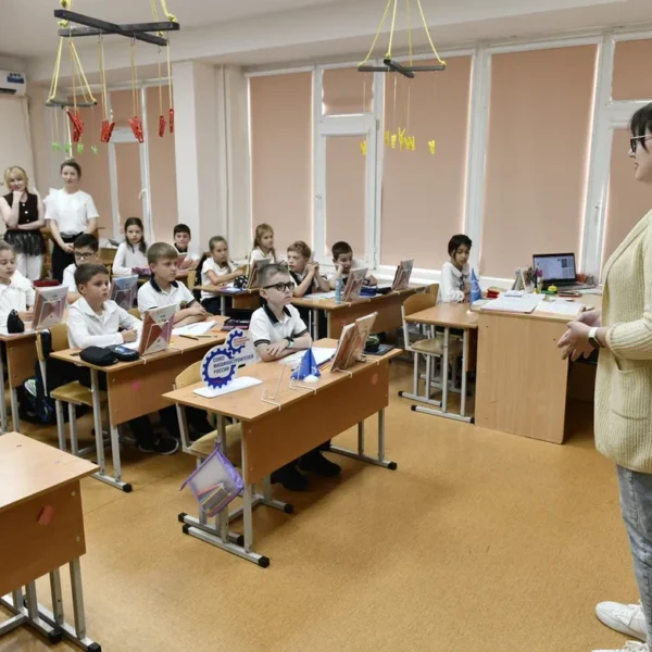 Профориентационные уроки провели представители Ростовского отделения СоюзМаш для школьников