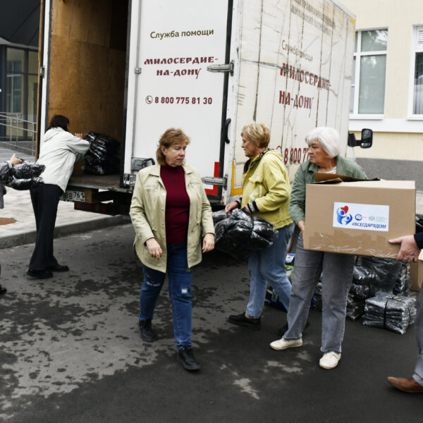 «Всегда рядом»: Ростовские машиностроители передали гуманитарную помощь бойцам Южного военного госпиталя